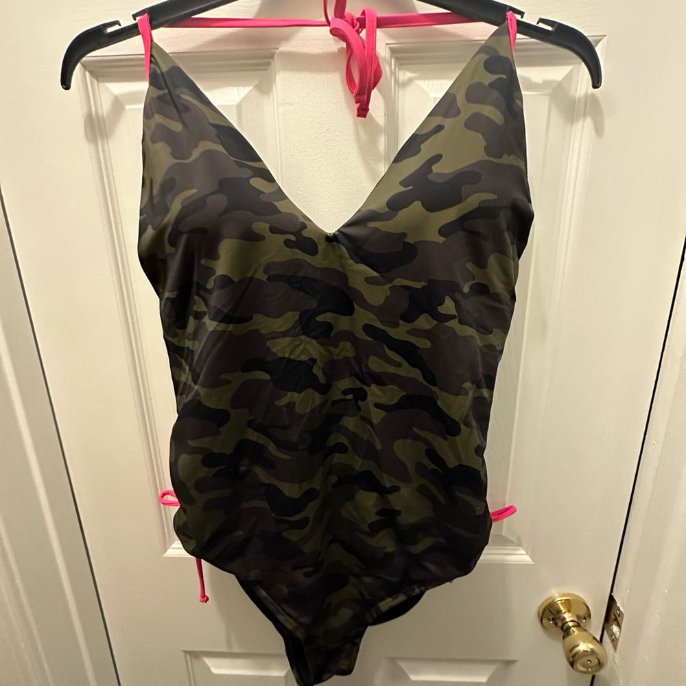 Women’s Camo Print Swimsuit